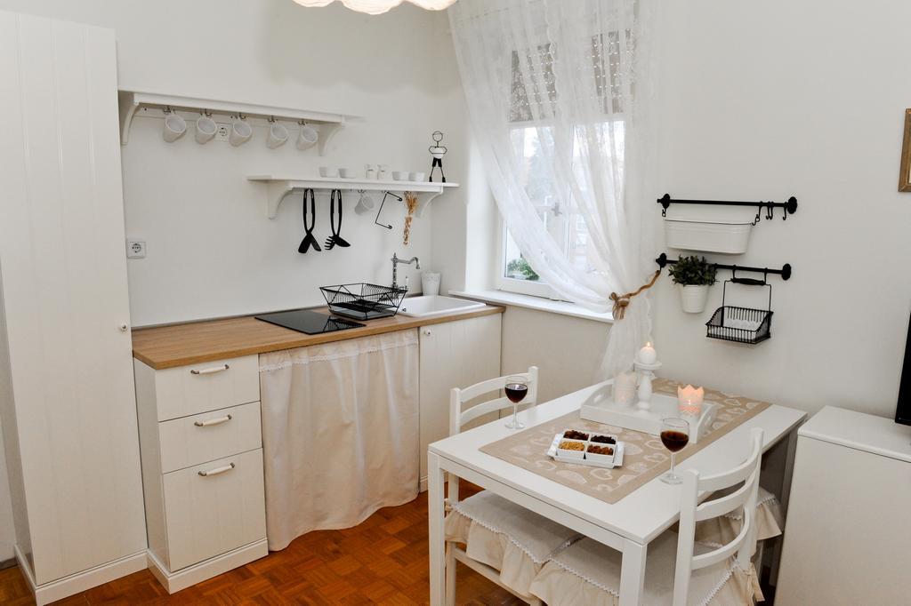 Apartment Kal ซาดาร์ ภายนอก รูปภาพ